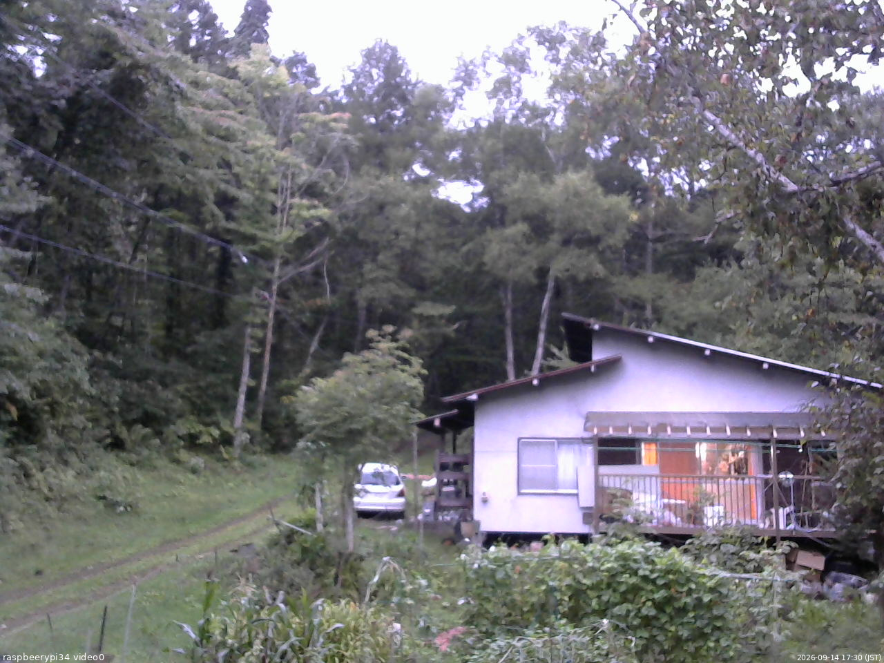 長野県菅平高原 ゆたか山荘 西側(坂上) 2026/09/14 17:30