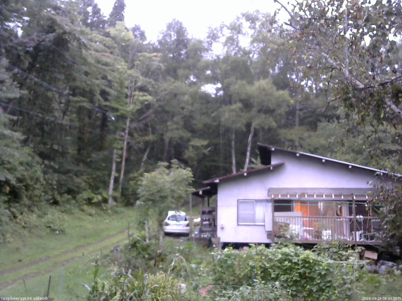 長野県菅平高原 ゆたか山荘 西側(坂上) 2026/09/16 06:00