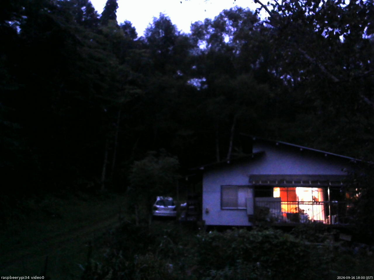長野県菅平高原 ゆたか山荘 西側(坂上) 2026/09/16 18:00