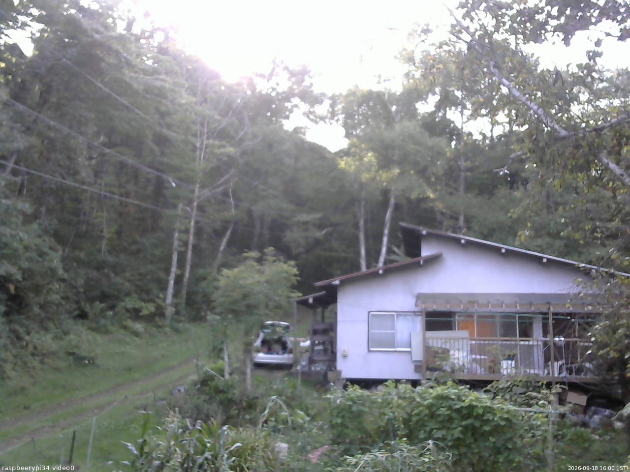 長野県菅平高原 ゆたか山荘 西側(坂上) 2026/09/18 16:00