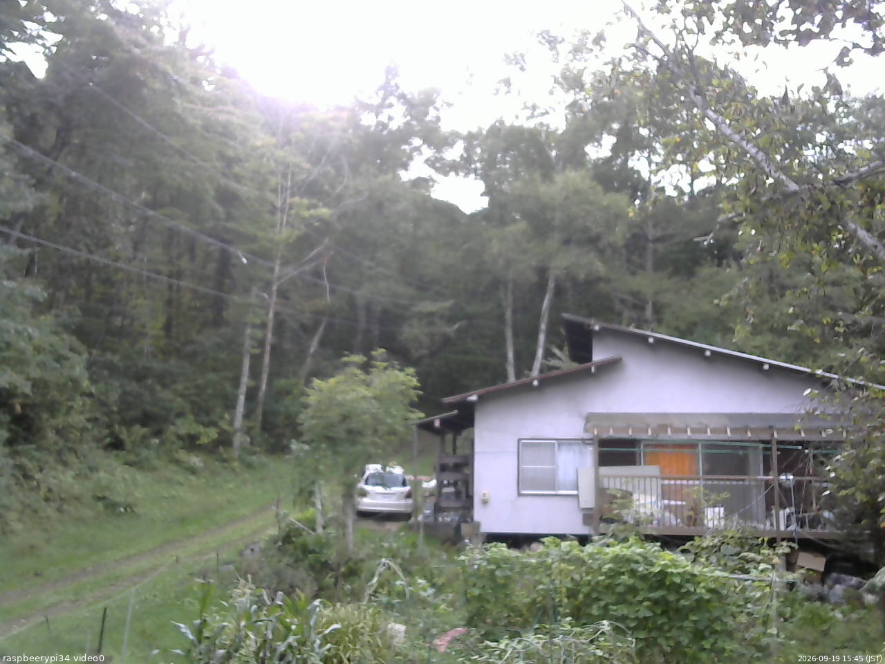 長野県菅平高原 ゆたか山荘 西側(坂上) 2026/09/19 15:45