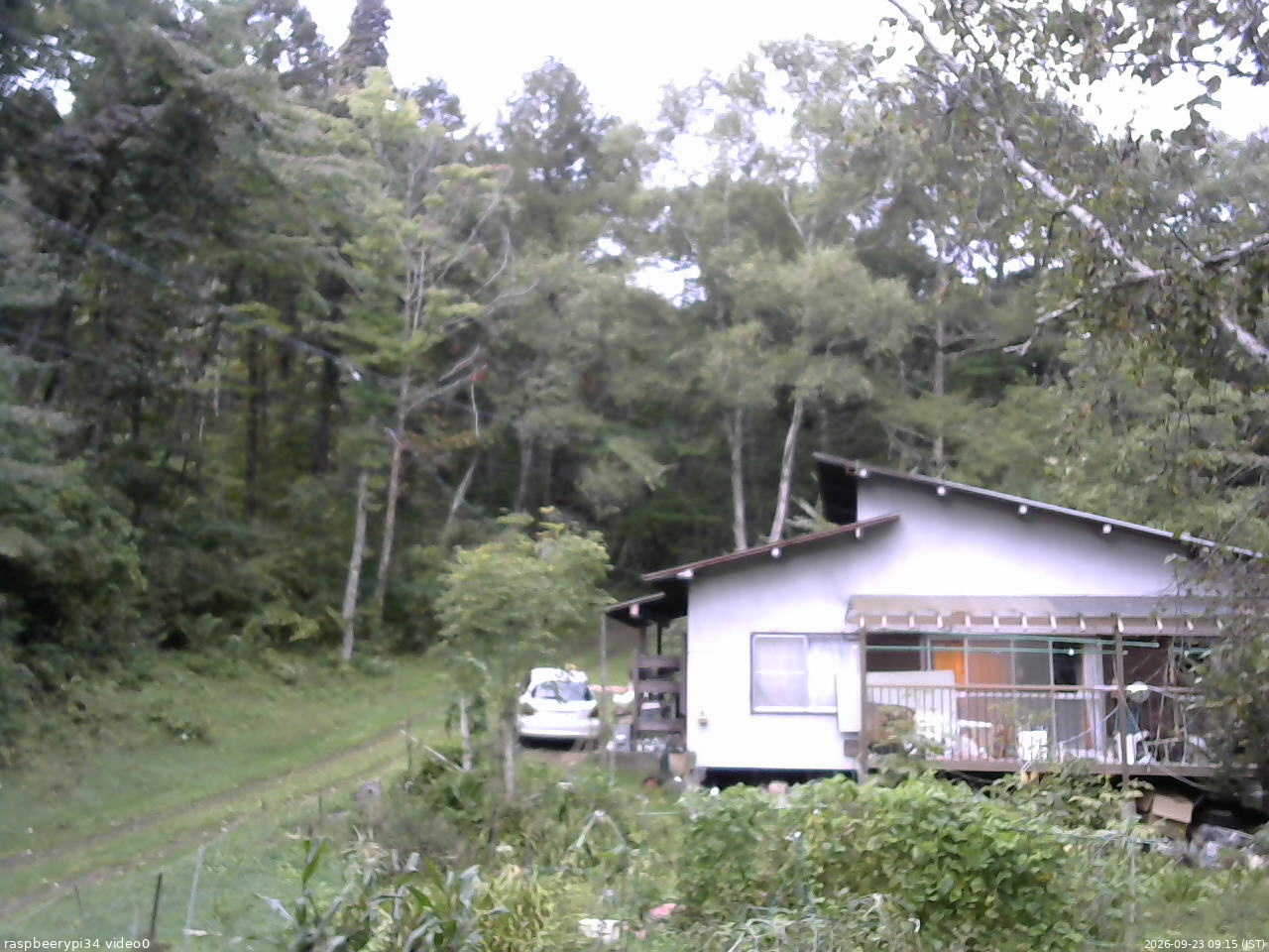長野県菅平高原 ゆたか山荘 西側(坂上) 2026/09/23 09:15