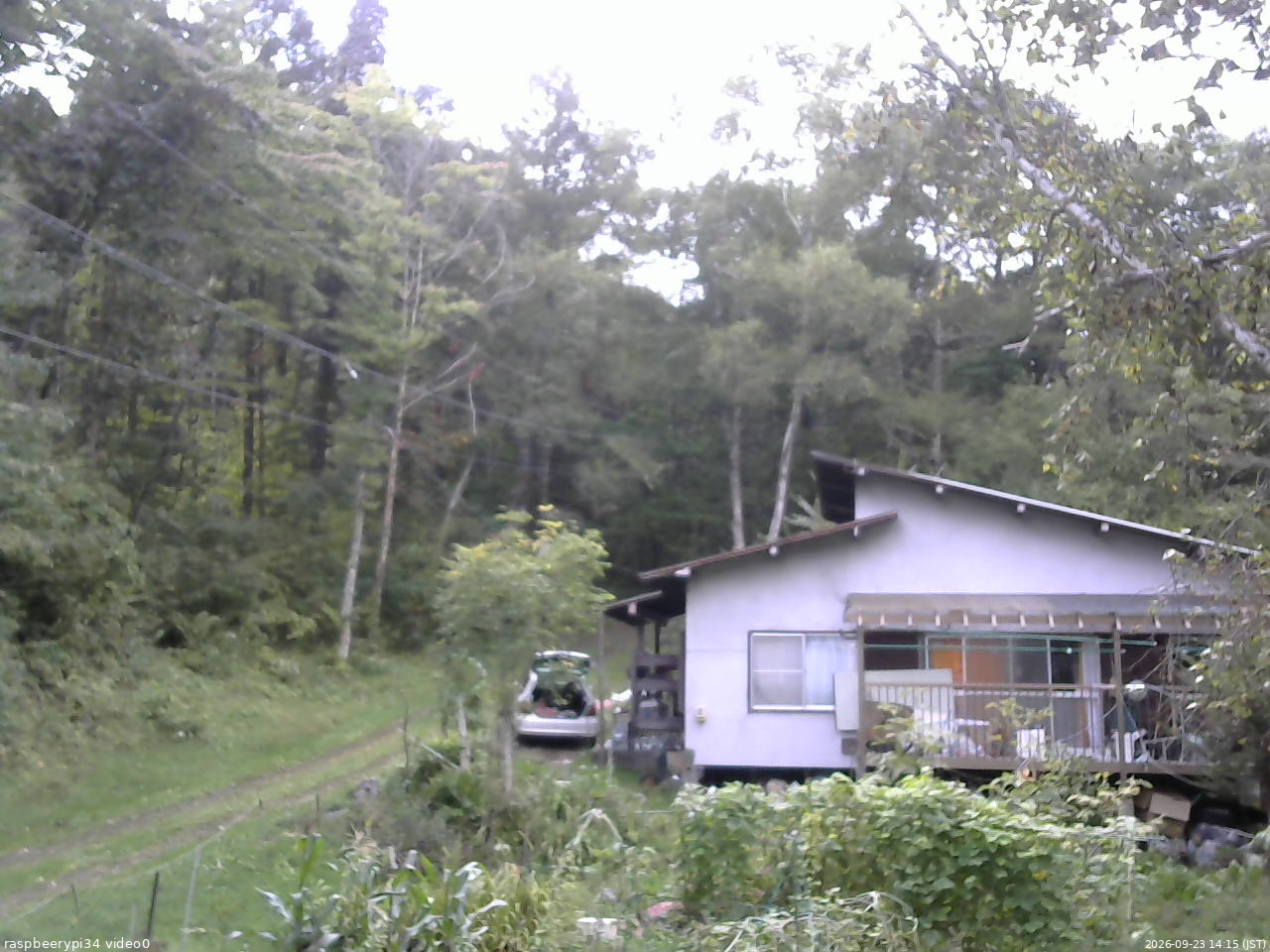 長野県菅平高原 ゆたか山荘 西側(坂上) 2026/09/23 14:15
